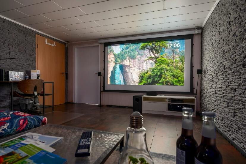 Am Donarbrunnen 31a, 34134 Kassel (UG)