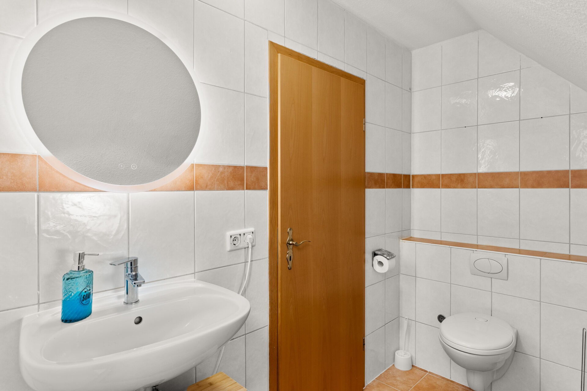 Am Donarbrunnen 31a, 34134 Kassel (OG rechts)